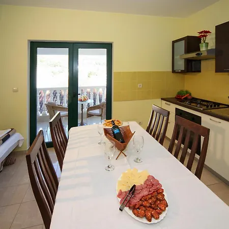 1 Bedroom Awesome In